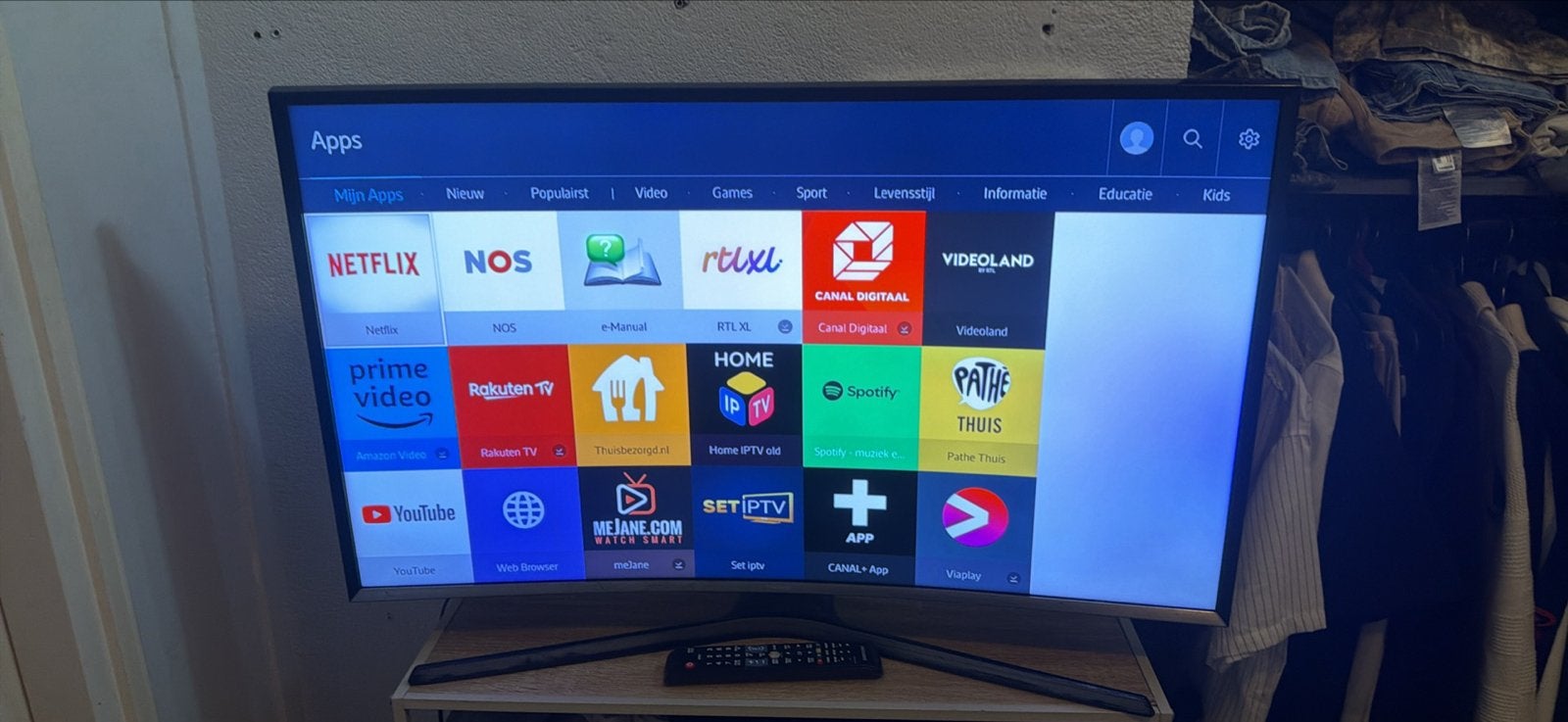Samsung Smart TV - Gebogen scherm, diverse apps, Ophalen, 50 Hz, Samsung, 100 cm of meer