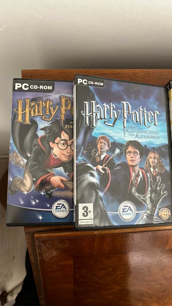 Computerspel harry potter en sims, Spelcomputers en Games, Avontuur en Actie, 1 speler, Ophalen of Verzenden, Zo goed als nieuw