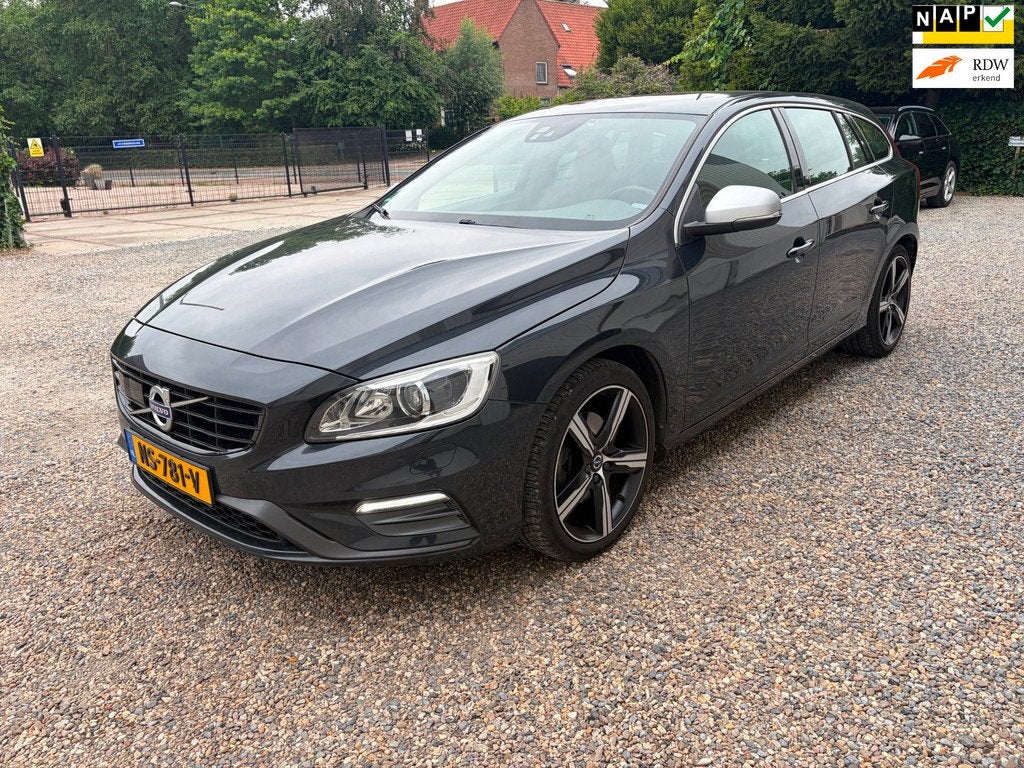 Volvo V60 2.0 T3 R-Design Dealer OH. Veel opt. ! NAP. FULL, Auto's, Volvo, Gebruikt, 4 cilinders, 1969 cc, Origineel Nederlands