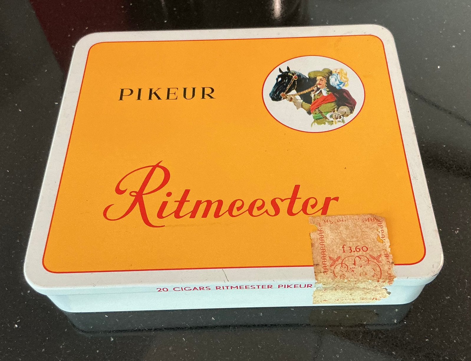 Oud gaf sigarenblikje RIMEESTER pikeur 1960, Verzamelen, Blikken, Ophalen of Verzenden, Gebruikt, Overige, Overige merken