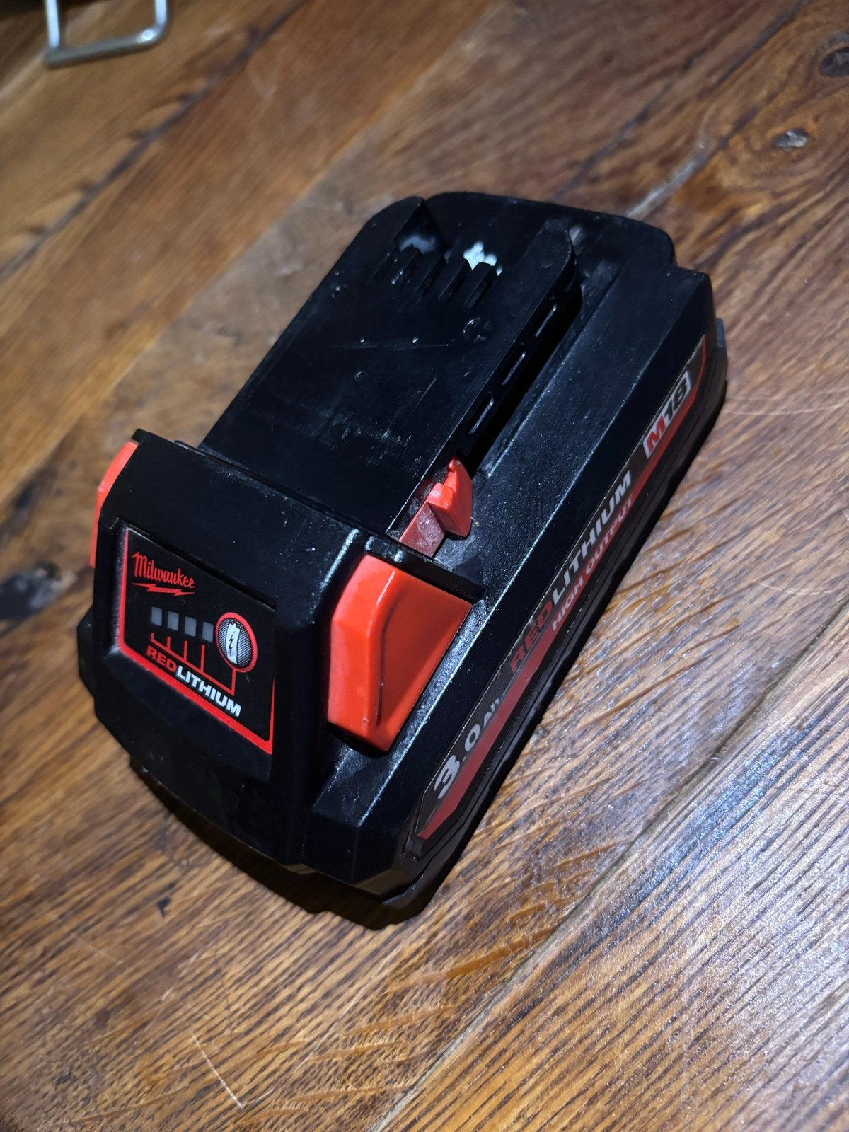 Milwaukee REDLITHIUM M18 3.0 Ah High Output Accu, Ophalen of Verzenden, Gebruikt