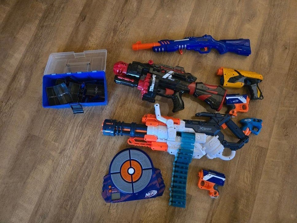 Grote Nerf en X-Shot Blaster Collectie met Accessoires, Ophalen, Gebruikt, Jongen of Meisje