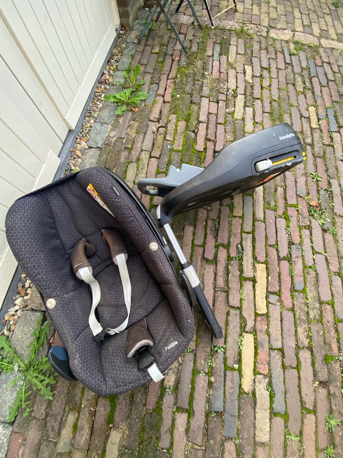Maxi Cosi Pebble autostoel met FamilyFix base, Kinderen en Baby's, Ophalen, Autogordel of Isofix, Gebruikt, Zijbescherming