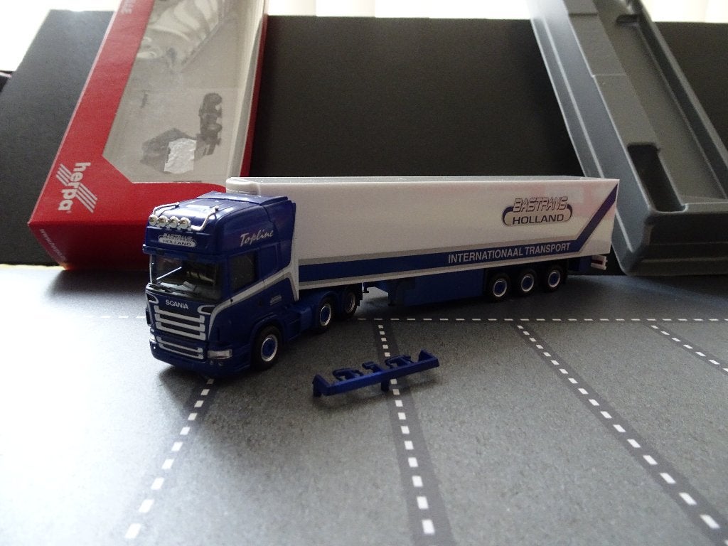 124 herpa 156356 bastrans scania r koeler 1:87 truck trein, Hobby en Vrije tijd, Ophalen of Verzenden, Nieuw, Bus of Vrachtwagen