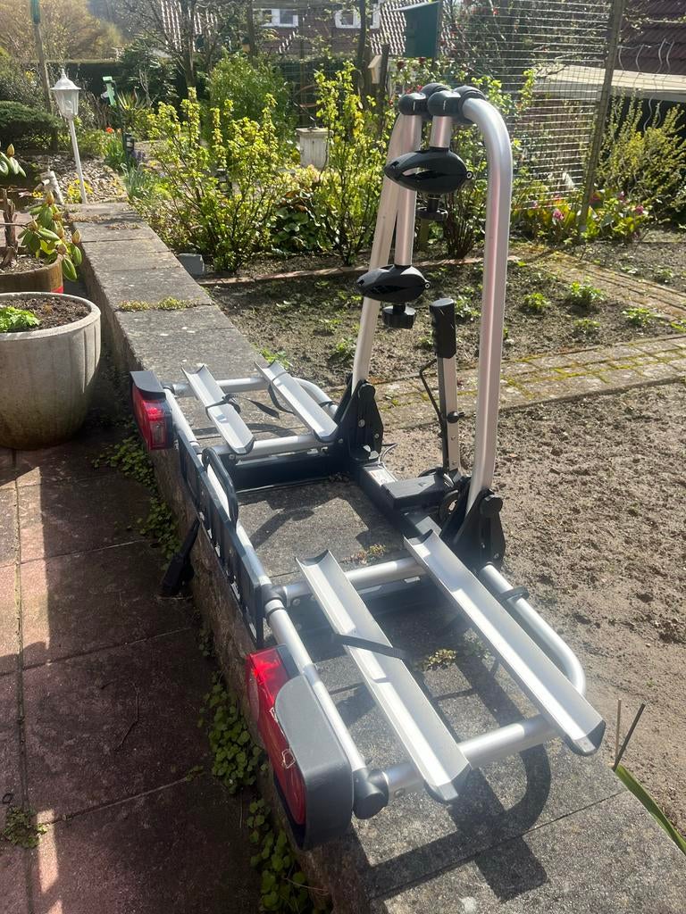 Uebler Primavelo Pro P2 Trekhaakdrager, Auto diversen, Fietsendragers, Ophalen, Gebruikt, 2 fietsen, Trekhaakdrager