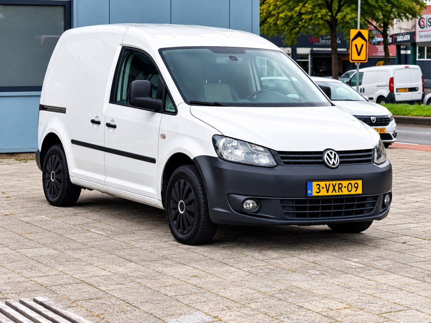 Volkswagen Caddy 1.6 TDIAUTOMAAT,cruis Controle, navigatie,, Auto's, Gebruikt, 4 cilinders, Volkswagen, 1415 kg