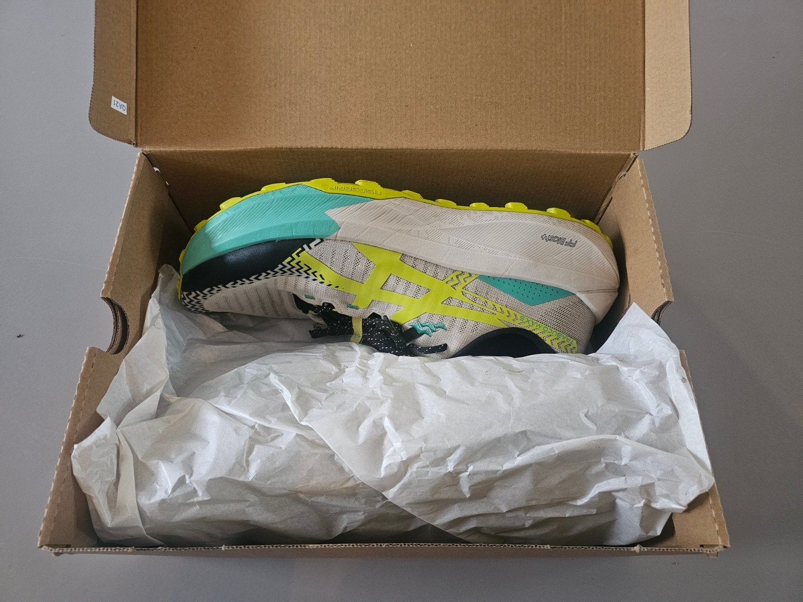 ASICS Trabuco Max 5 z.g.a.n., Hardloopschoenen, Ophalen of Verzenden, Zo goed als nieuw, Hardlopen