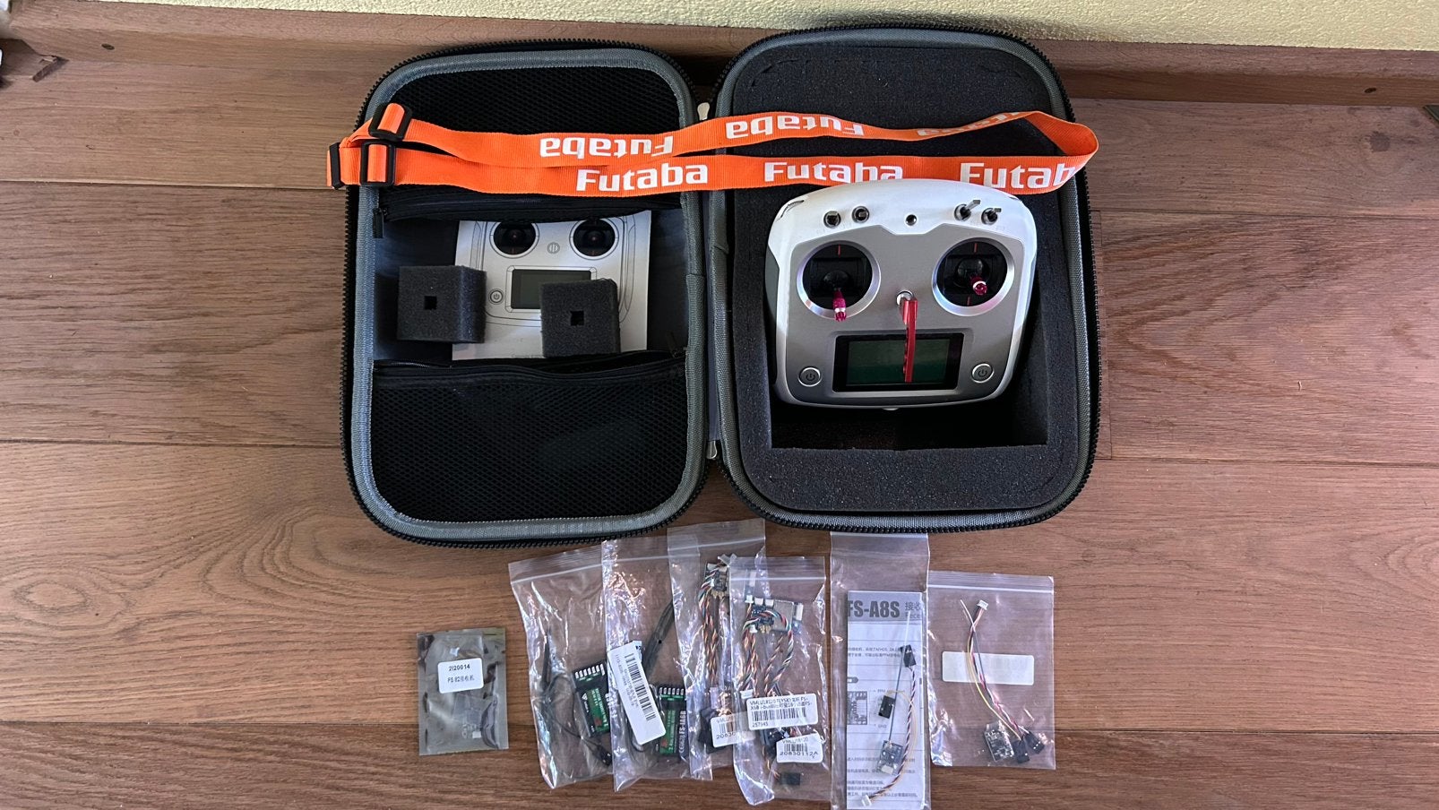 FlySky FS-I6S zender, FlySky ontvangers en opbergkoffer, Ophalen of Verzenden, Zo goed als nieuw
