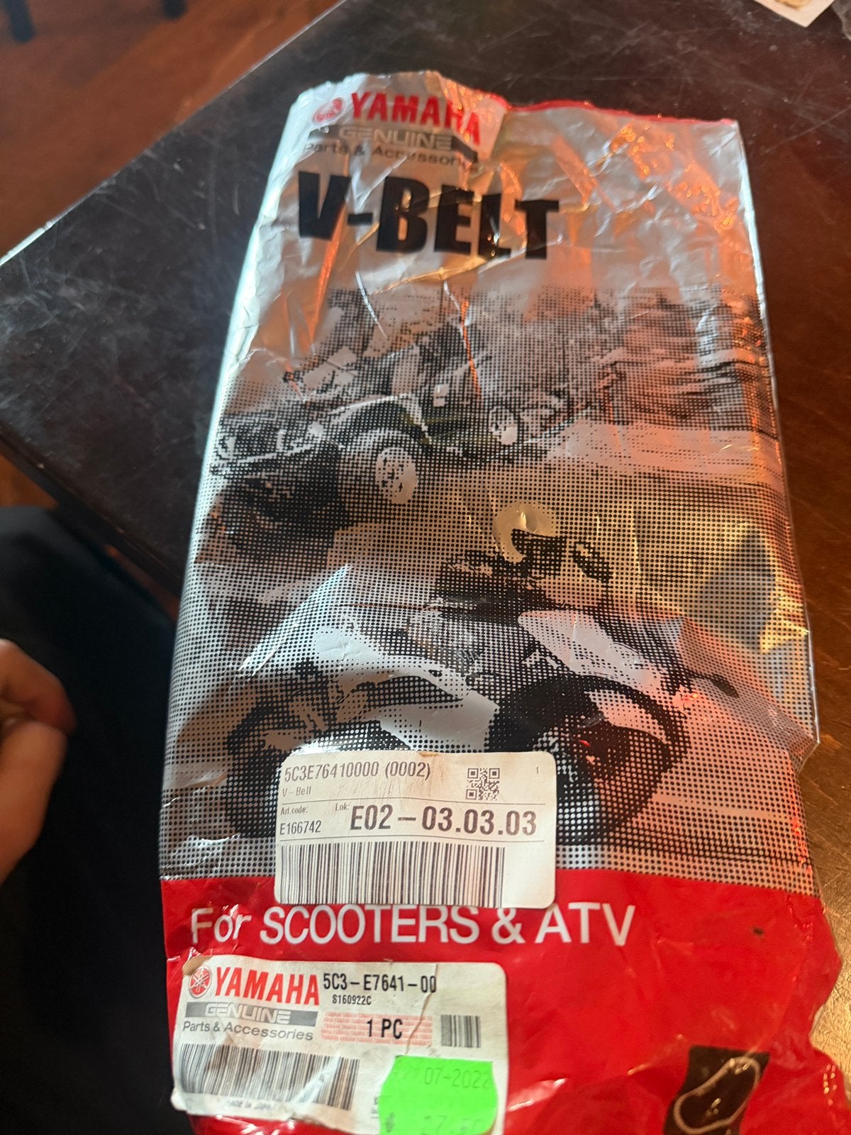 V-snaar yamaha aerox, Fietsen en Brommers, Ophalen of Verzenden, Nieuw, Overige typen, Yamaha