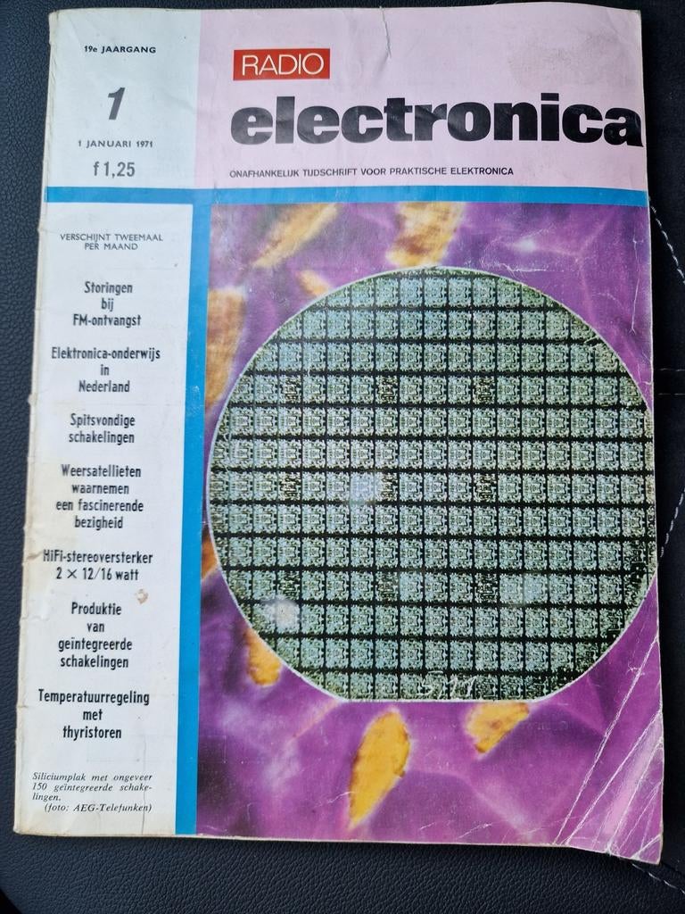 Radio Electronica Tijdschrift - Januari 1971, Ophalen of Verzenden, Gelezen, Folder