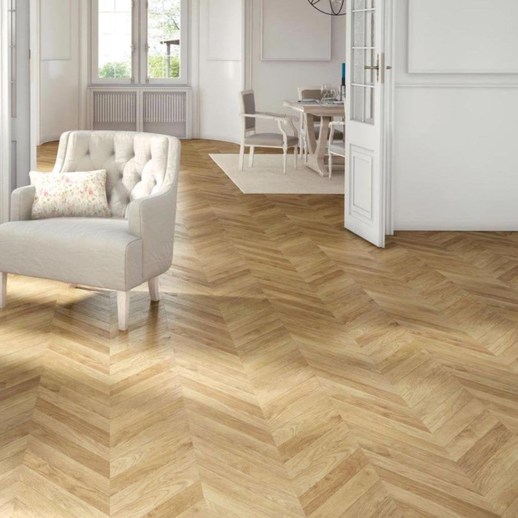 HONGAARSE PUNT CHEVRON EIKEN VLOER KANT & KLAAR GEOLIED