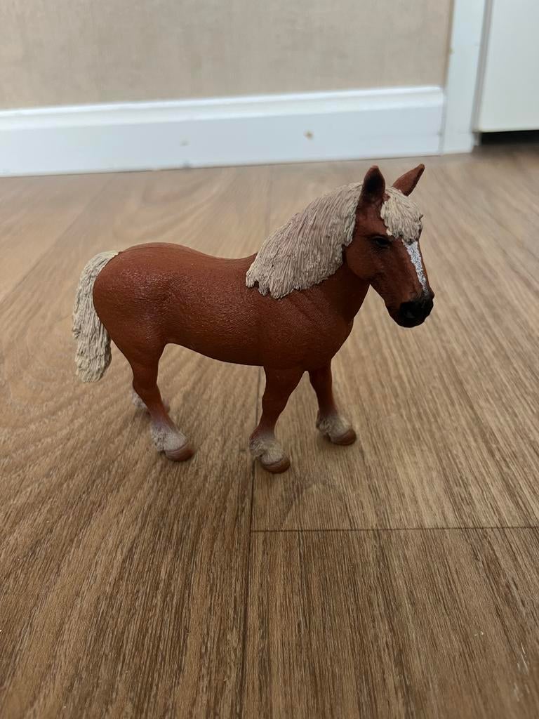 Schleich Trekpaard - Realistisch Speelfiguur, Kinderen en Baby's, Speelgoed | Overig, Ophalen of Verzenden, Zo goed als nieuw