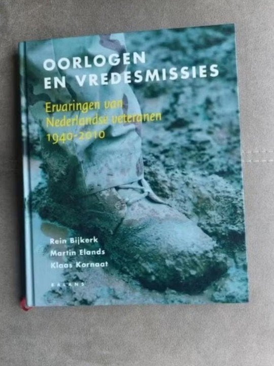 Oorlogen en vredesmissies (1940-2010) door R. Bijkerk, Boeken, Tweede Wereldoorlog, Ophalen of Verzenden, Overige onderwerpen