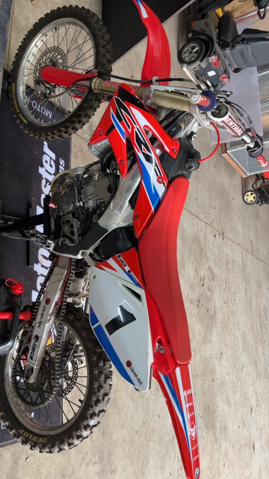 Honda CRF 250, Gebruikt, Particulier, Crossmotor, Minimaal motorrijbewijs A2