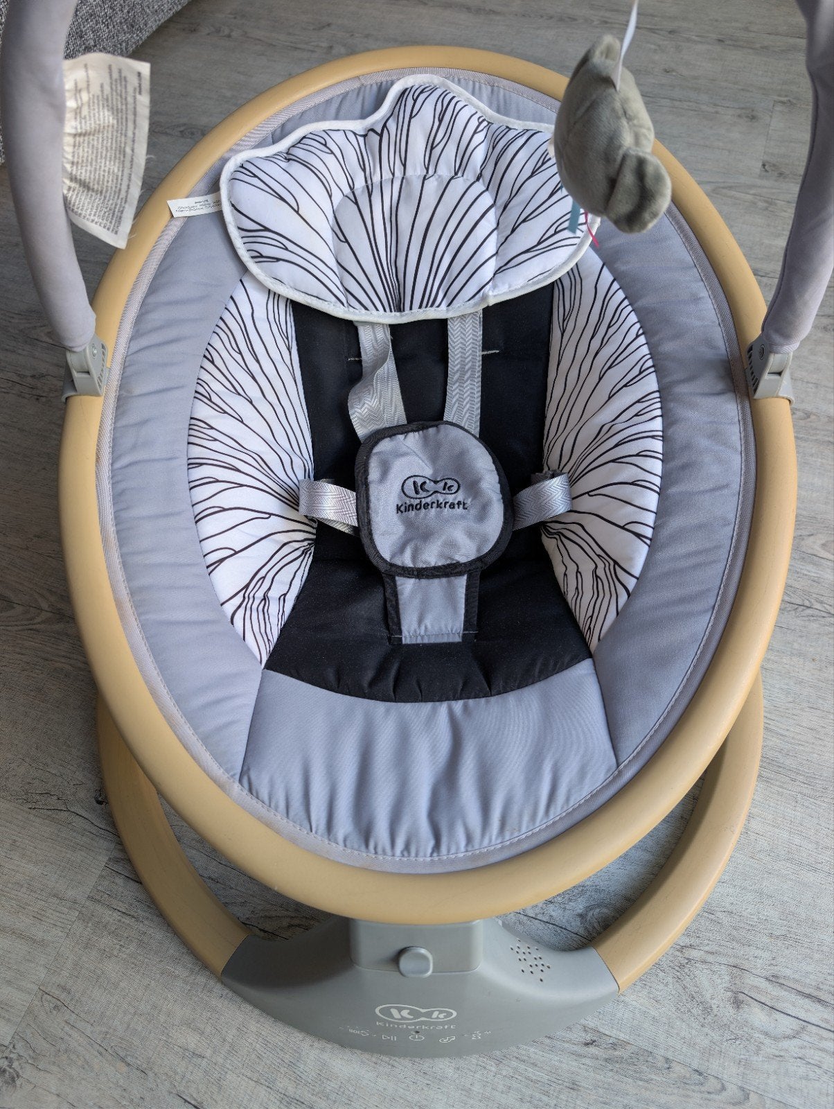 Kinderkraft Lumi wiegstoel met muziek, Kinderen en Baby's, Wipstoeltjes, Ophalen, Zo goed als nieuw, Verstelbaar