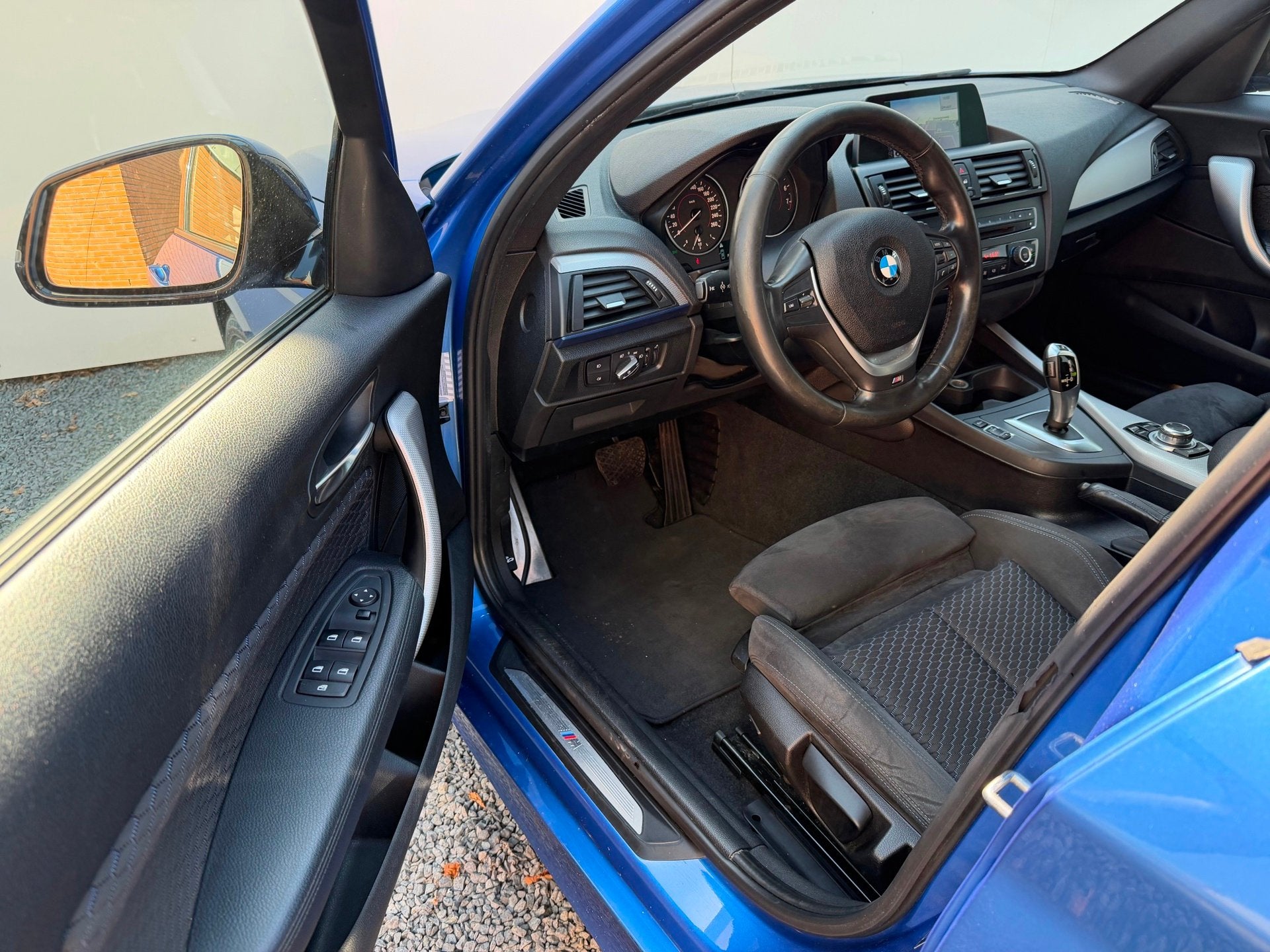 BMW 1-serie 118i High Executive | M-pakket | Automaat | 2014, Auto's, BMW, Achterwielaandrijving, Gebruikt, 4 cilinders, Met garantie (alle)