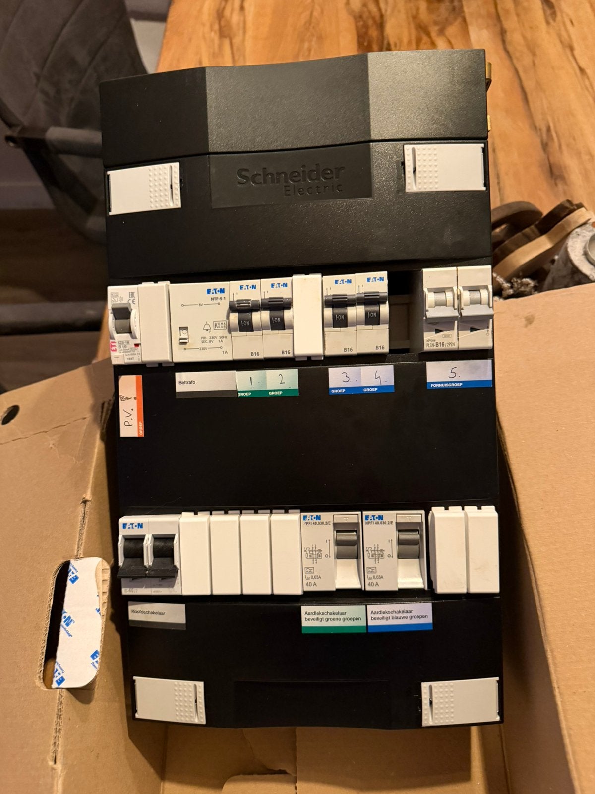 Schneider Groepenkast met Eaton automaten, Doe-het-zelf en Verbouw, Ophalen of Verzenden, Zo goed als nieuw, Overige typen