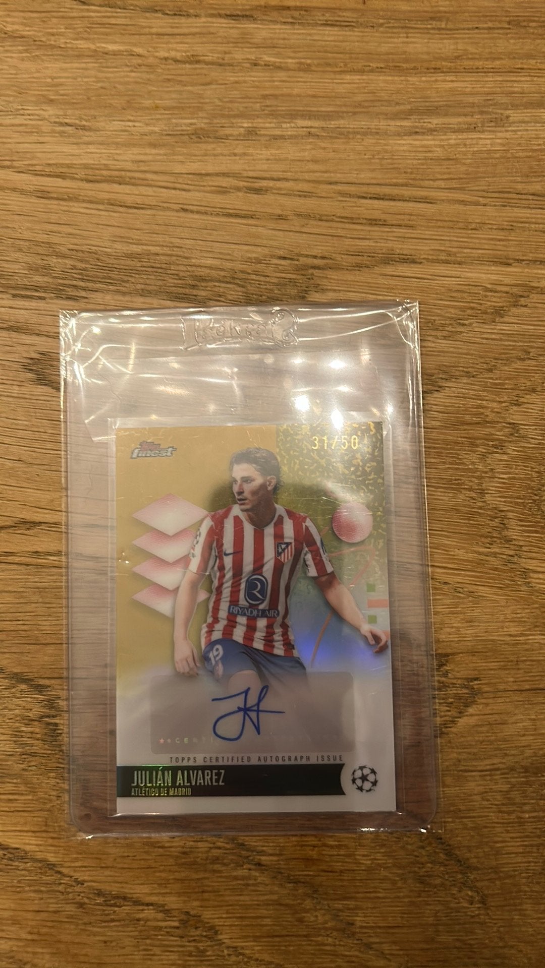 Julian Alvarez Topps Finest Autograph 31/50 Voetbalkaart, Hobby en Vrije tijd, Ophalen of Verzenden, Zo goed als nieuw, Losse kaart