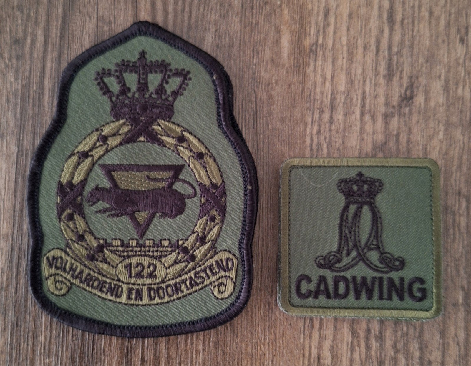emblemen KMA 122 Sqn, Ophalen of Verzenden, Landmacht, Nederland, Embleem of Badge