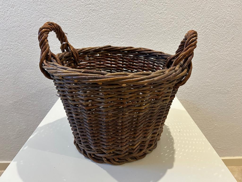Rotan. mand -stevig. Riet-met handvaten nieuw 11052026, Tuin en Terras, Ophalen, Overige materialen, Minder dan 60 cm, Rond