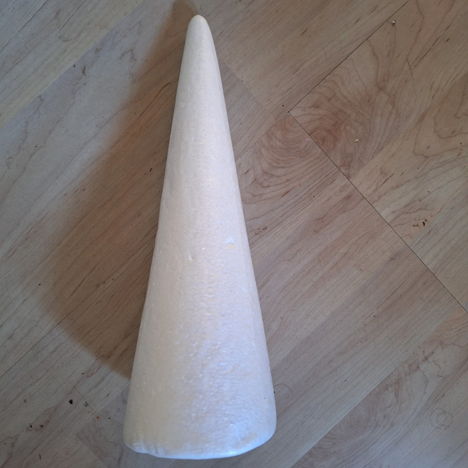 Piepschuim Kegel 34 cm - Knutselmateriaal, Ophalen, Nieuw, Kunststof, Knutselmateriaal