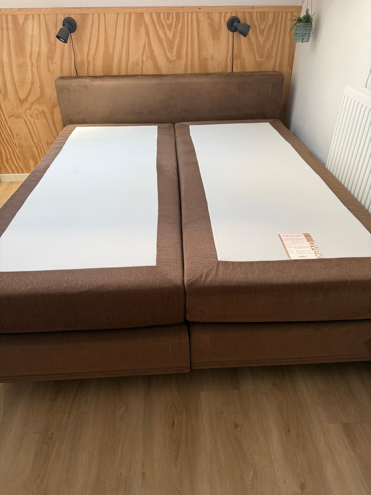 Avek Boxspring 1.80 x 2.10, Ophalen, Bruin, Tweepersoons, Zo goed als nieuw