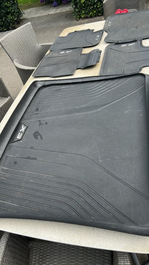 Orginele rubberen matten voor bmw x3 en Ix3, Ophalen, Nieuw