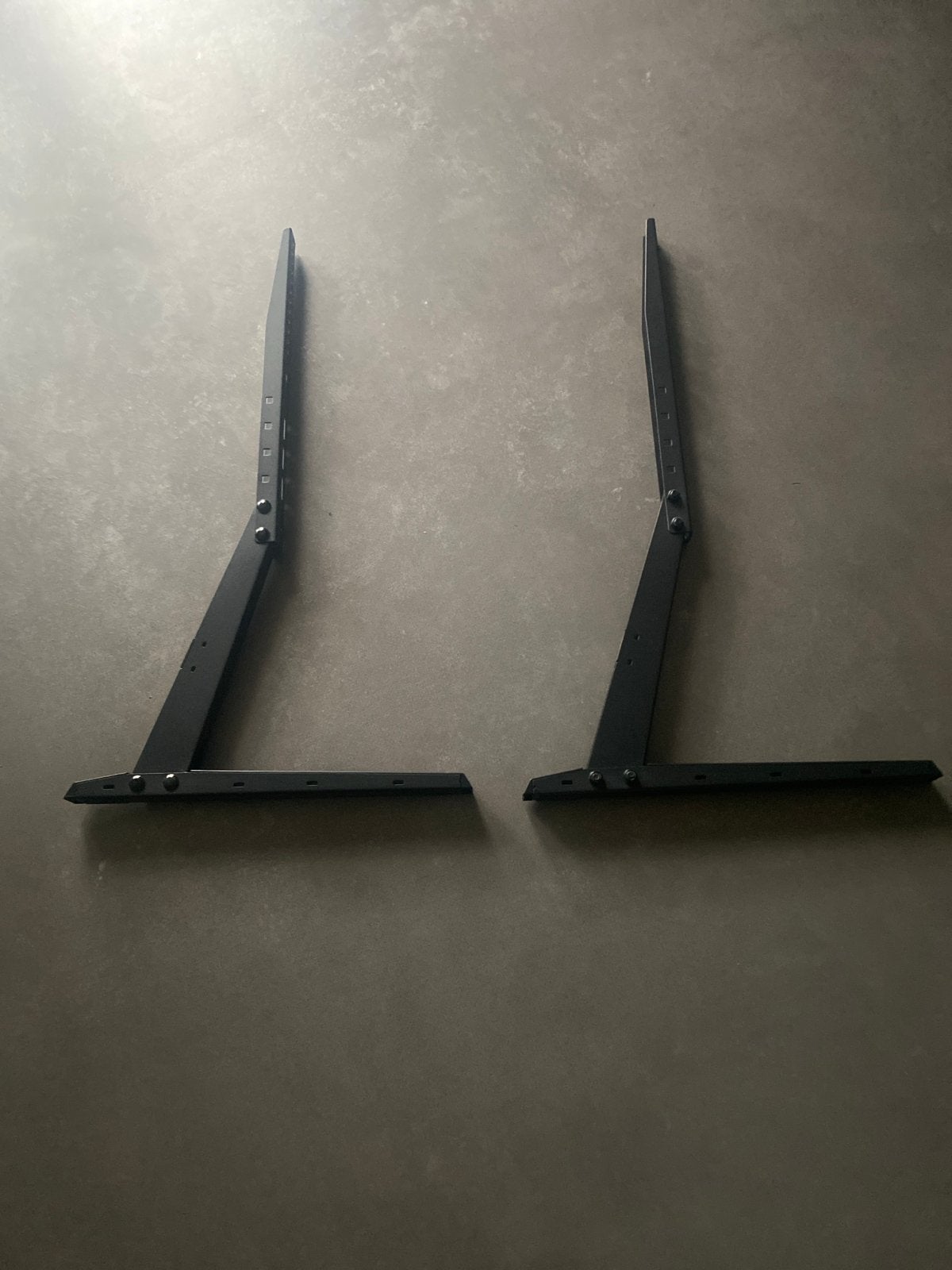 Universele Zwarte Metalen TV Standaard voor Tafel/Kast, Ophalen, Nieuw