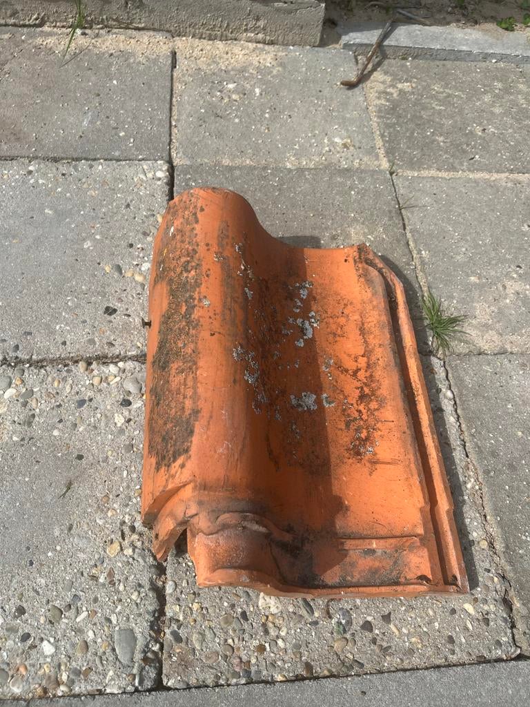 Oude dakpan: Made in Holland, Tegelen-Reuver, Gebruikt, Steen of Klei, Ophalen of Verzenden, Minder dan 5 m²