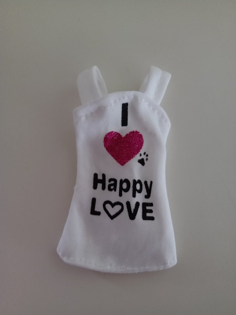Foto 7 van Veel leuke Shirtjes voor (Barbie) Poppen (12 foto’s)