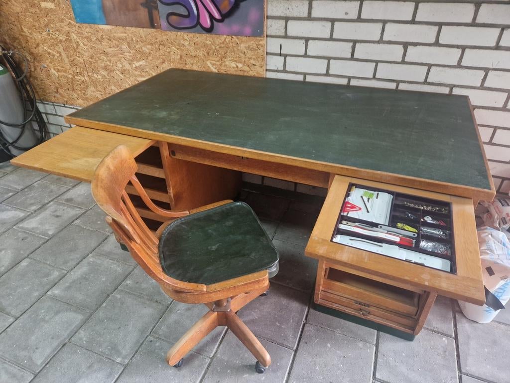 Antiek houten bureau met ladeblokken en uitschuifbaar blad, Ophalen