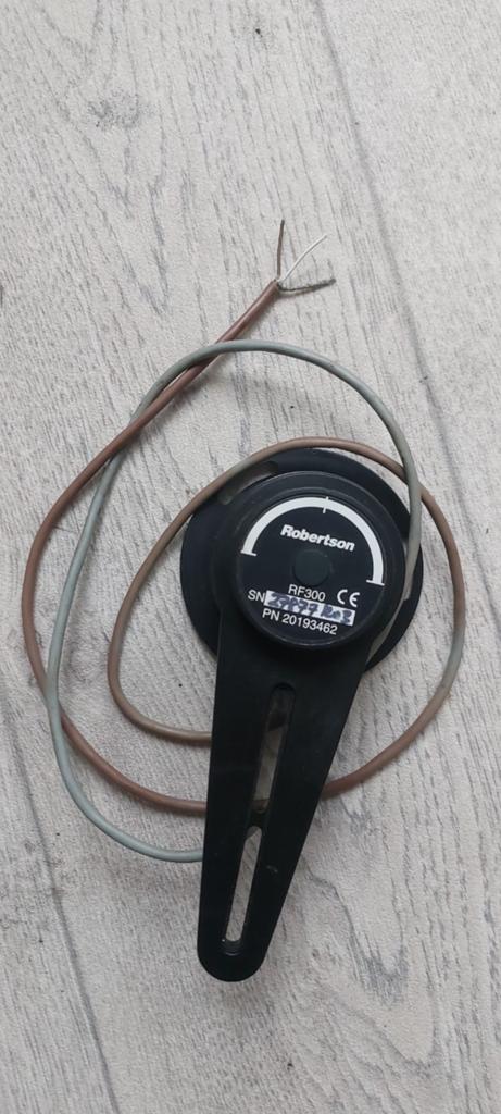 Simrad RF300 RUDDER.
1,5 meter kabel., Ophalen of Verzenden, Zo goed als nieuw, Gps of Kompas