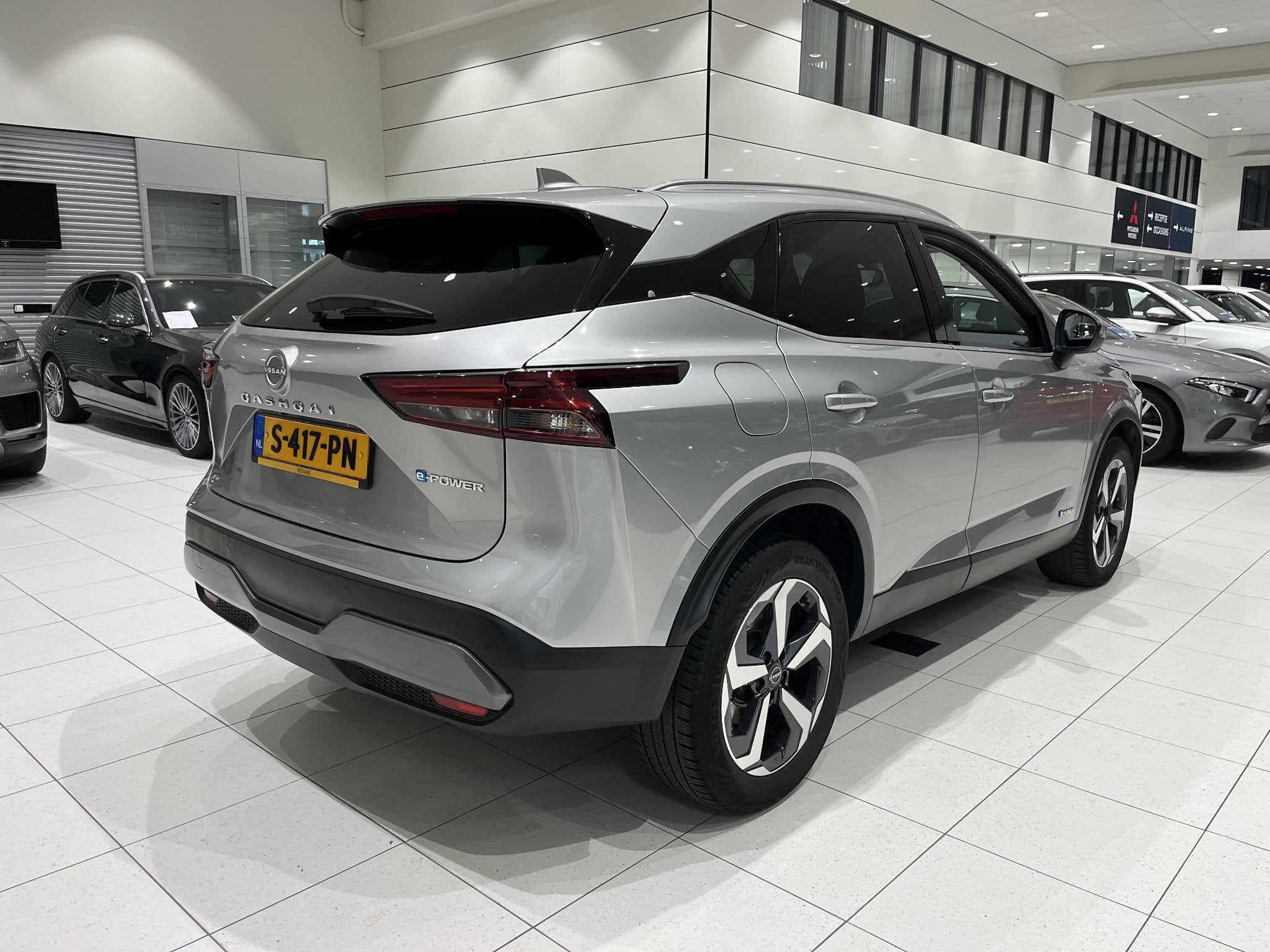 Nissan Qashqai 1.5 e-Power N-Connecta | Panoramadak | 360 Ca, Auto's, Nissan, Gebruikt, 190 pk, 2 kWh, Bedrijf