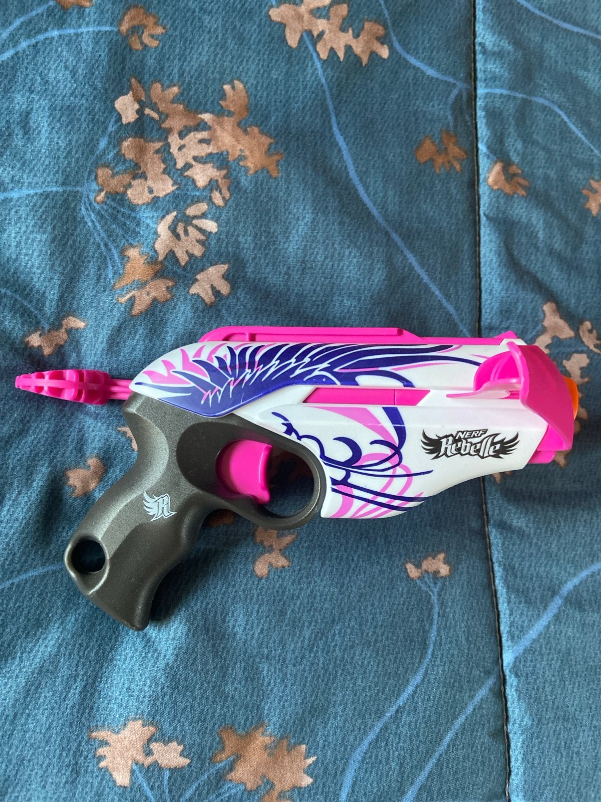 Nerf Rebelle Blaster met 4 pijltjes, Ophalen, Gebruikt