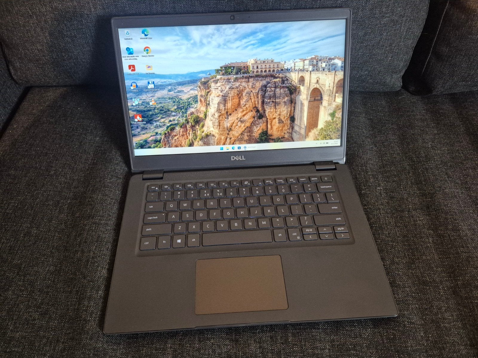 Zeer nette Dell Latitude 3410 - i5, 16GB RAM, 256GB SSD, 2 tot 3 Ghz, 14 inch, Ophalen of Verzenden, Zo goed als nieuw