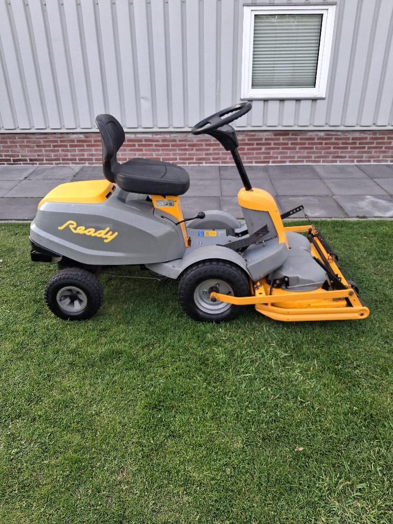 Foto 5 van Stiga Ready 16 HST 15,5pk B&S / recent vernieuwd mulchdek