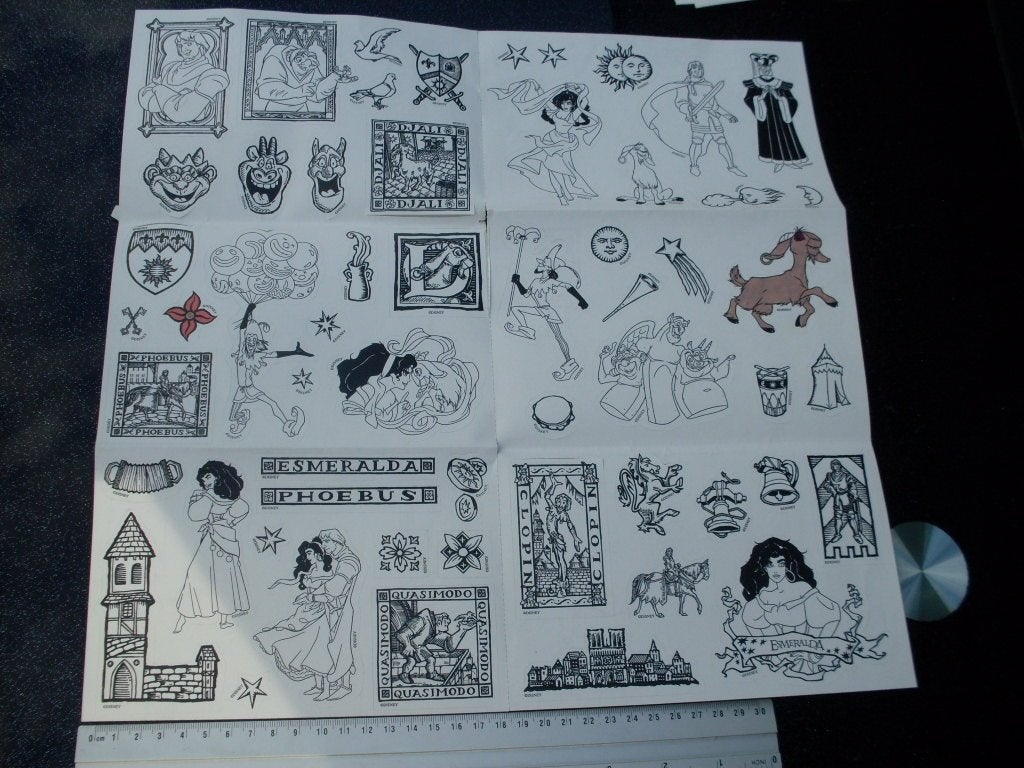 stickers disney kleurplaat djali esmeralda phoebus clopin, Verzenden, Zo goed als nieuw, Strip of Tekenfilm
