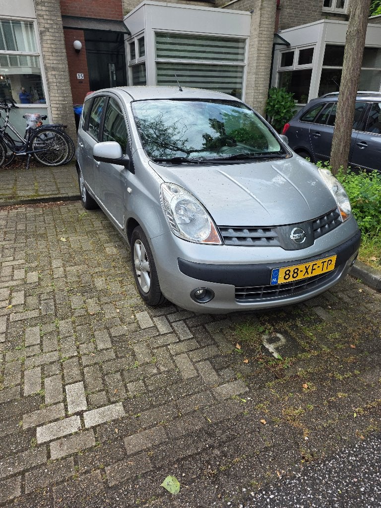 Nissan Note 1.6 16V AUT 2007 Grijs 65000km, Stof, 4 cilinders, 49 €/maand, Bedrijf