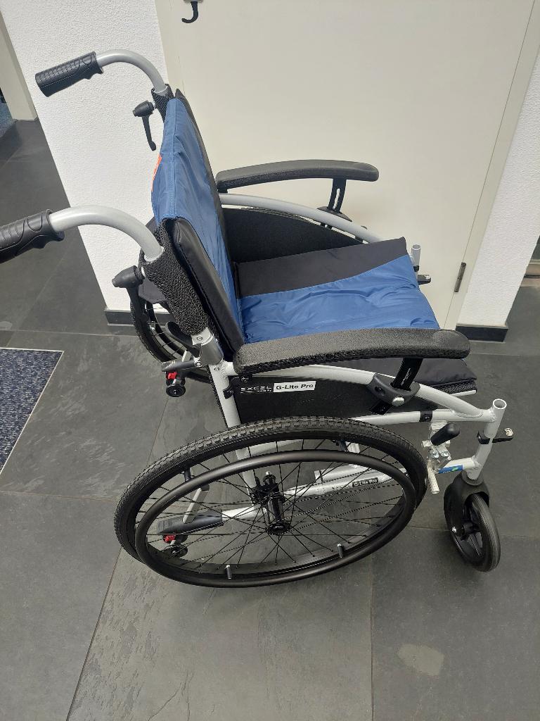 rolstoel, Diversen, Rolstoelen, Ophalen, Inklapbaar, Zo goed als nieuw, Duwrolstoel