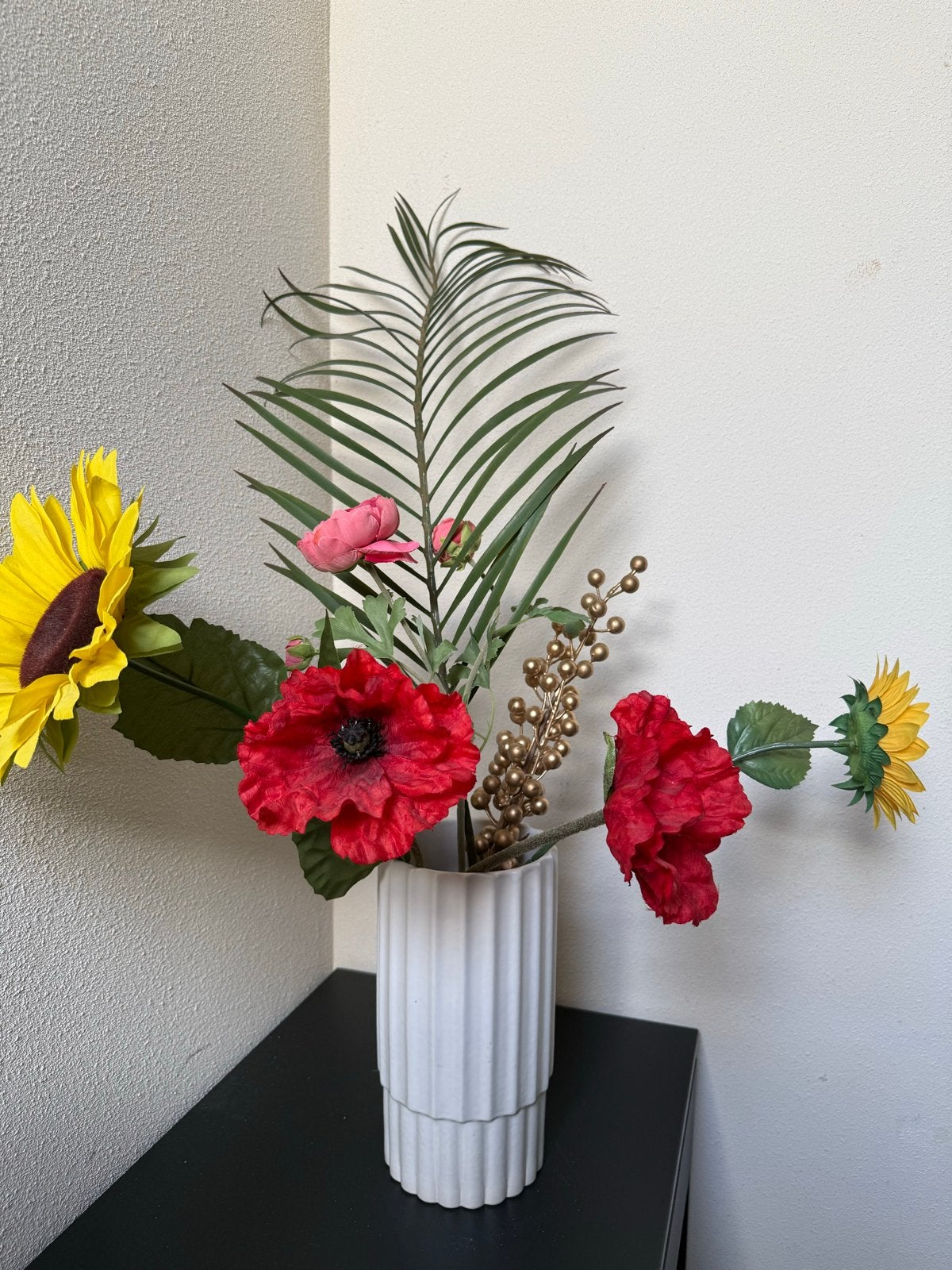 Kunstbloemen boeket met zonnebloemen en klaprozen, Huis en Inrichting, Woonaccessoires | Kunstplanten en Kunstbloemen, Binnen