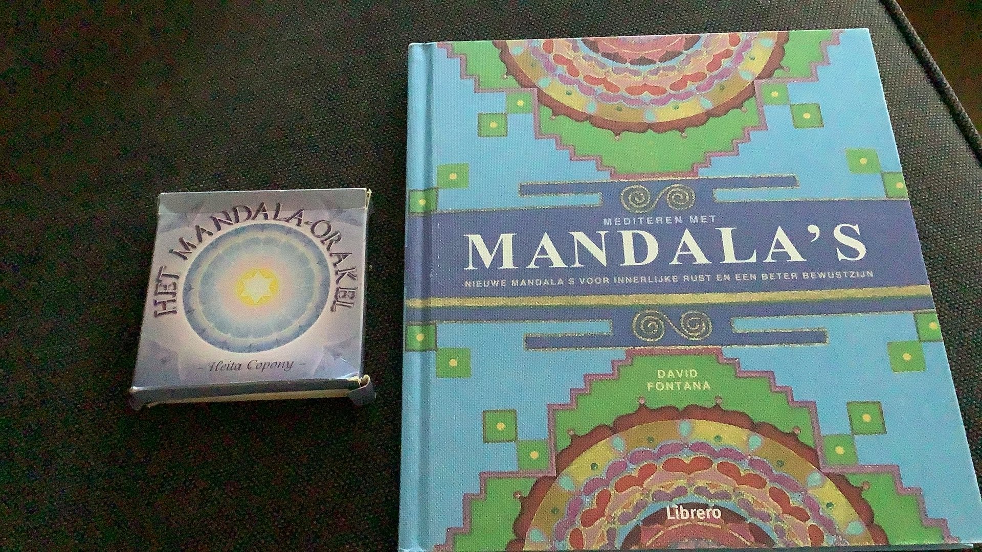 Het Mandala-orakel en mandala’s boek, Ophalen of Verzenden, Zo goed als nieuw, Tarot of Kaarten leggen, Overige typen