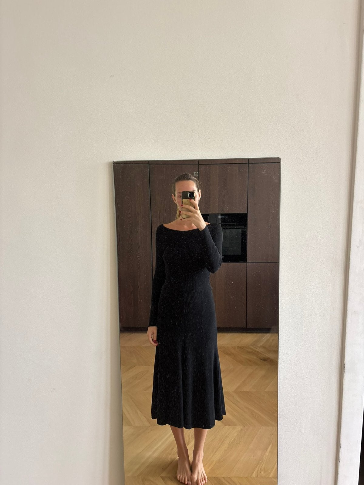 Studio Fawn Black Ribbed Fit & Flare Midi Dress – Size m, Kleding | Dames, Maat 38/40 (M), Zwart, Ophalen of Verzenden, Zo goed als nieuw
