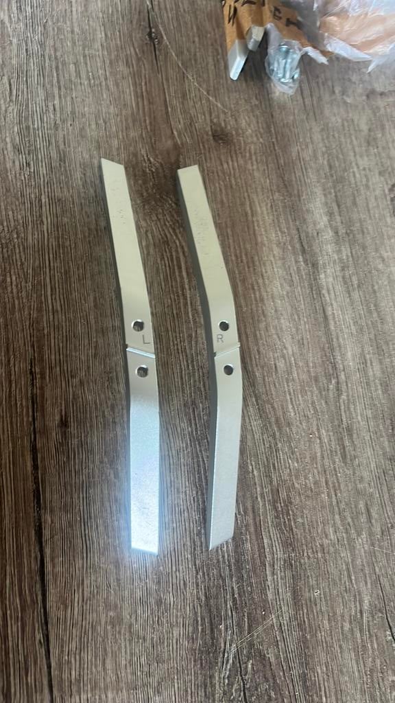 Voetjes Sharp led tv (LC-40BI5EA, LC-42CI2EA, LC-40BL5EA), Audio, Tv en Foto, Televisie-accessoires, Zo goed als nieuw, Ophalen of Verzenden