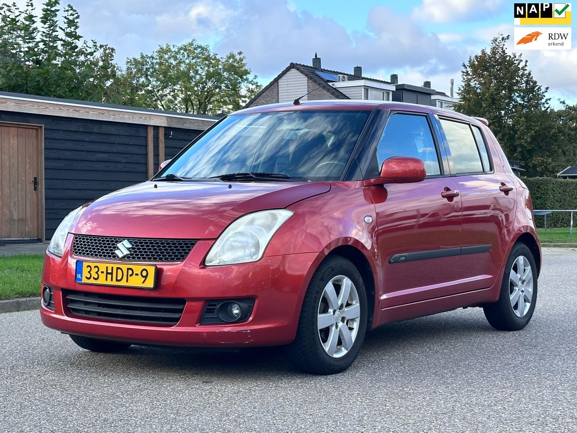 Suzuki Swift 1.3 Bandit 5DR*Clima*NAP*LM velgen*Elektrische, Auto's, Voorwielaandrijving, Dealer onderhouden, 400 kg, Swift