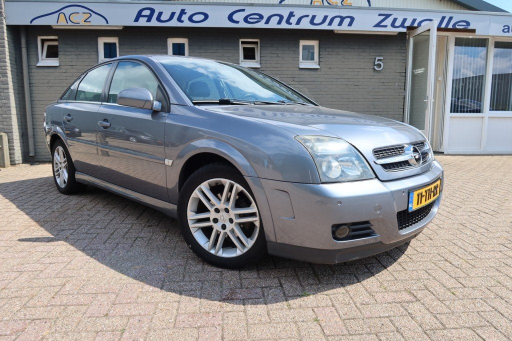 Opel VECTRA 2.2-16V ELEGANCE , NAVI, TREKHAAK ENZ..., Parkeersensor, Gebruikt, 715 kg, Vectra