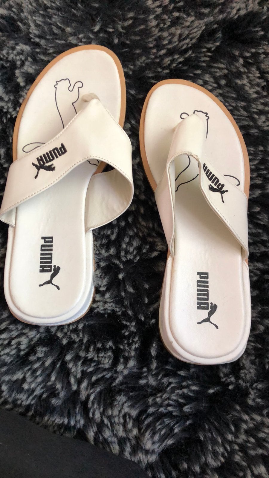 Puma slippers maat 37, Ophalen of Verzenden, Gedragen, Wit, Slippers