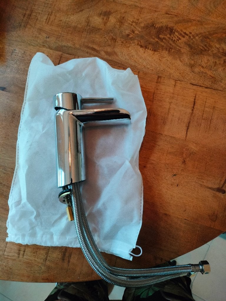 Aquazuro wastafelkranen, Ophalen, Gebruikt, Chroom, Wastafel