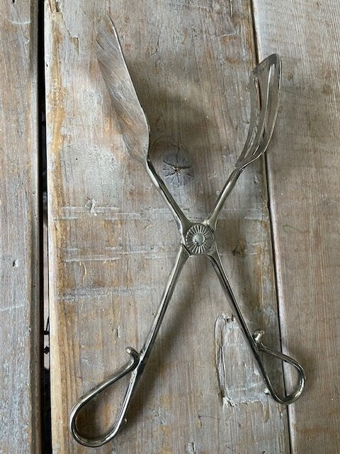 Oude verzilverde tang / saladetang / gebakstang / bestek, Antiek en Kunst, Ophalen