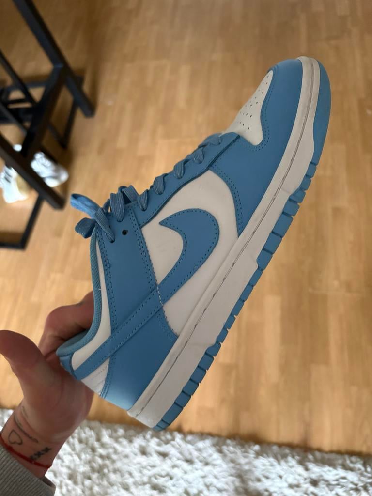 Nike Dunk Low University Blue - Maat 43, Kleding | Heren, Schoenen, Ophalen of Verzenden, Zo goed als nieuw, Blauw, Sneakers of Gympen