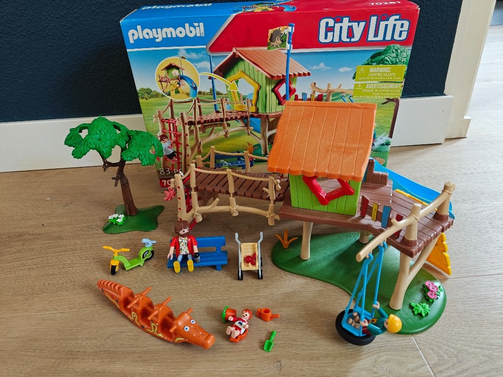 Playmobil City Life Boomhut met schommel en glijbaan (70281), Ophalen, Gebouw, Complete set, Zo goed als nieuw